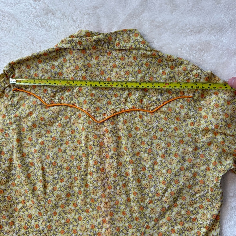 Wrangler Twenty X Fit Vintage / Retro Floral Cowgirl Button-Up Shirt - Picture 8 of 9